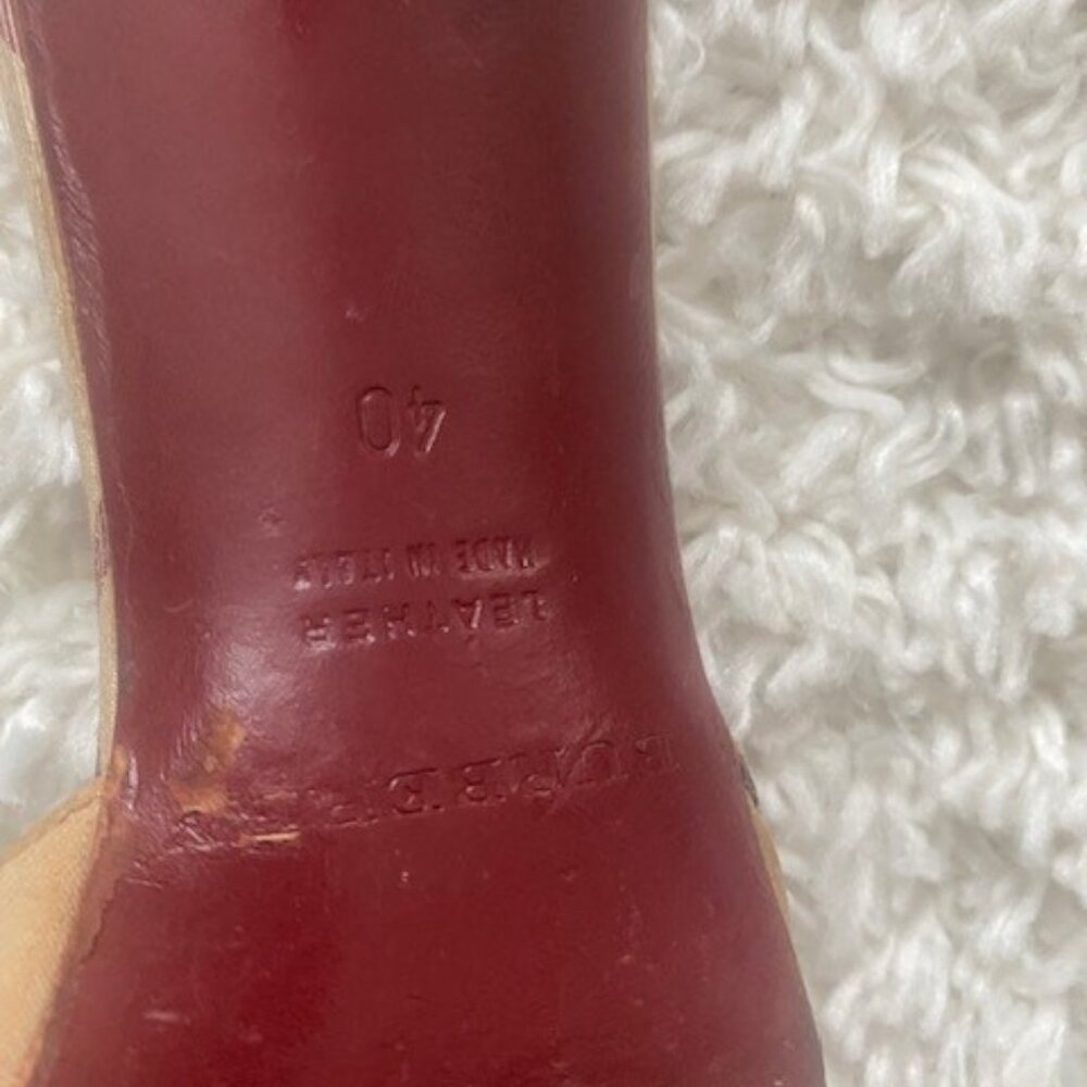 Authentic Burberry - Picture 5 of 9